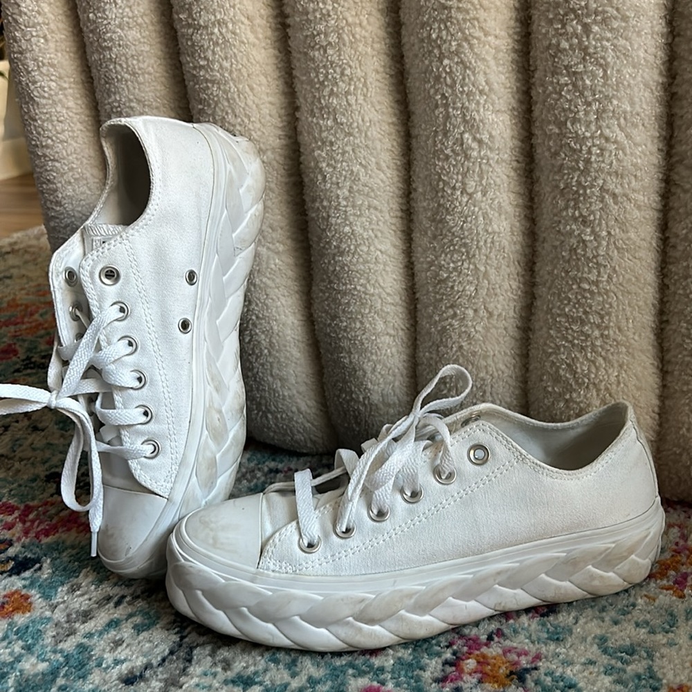 Converse White - Picture 2 of 6